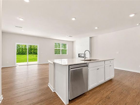 3rd image of 7429 Quinn Pl