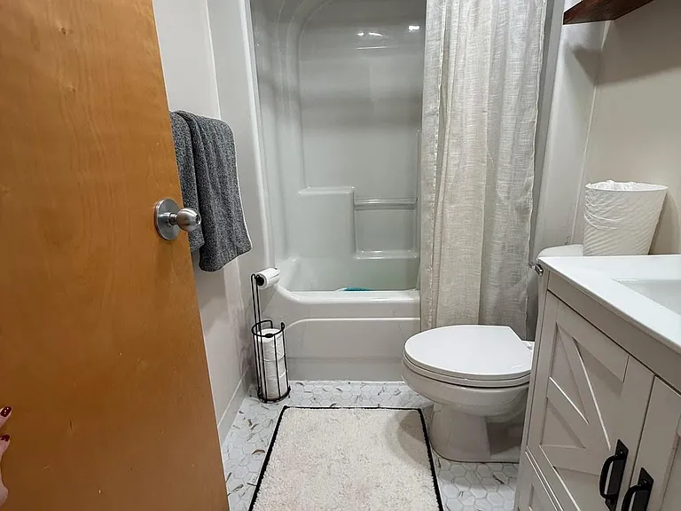7 N Columbus Blvd #212 — Photo 21
