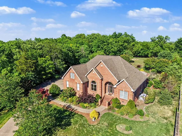 110 Briana Dr, Lebanon, TN 37087