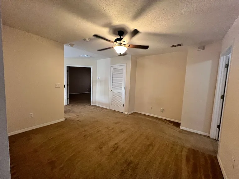 13491 Teddington Ln — Photo 38