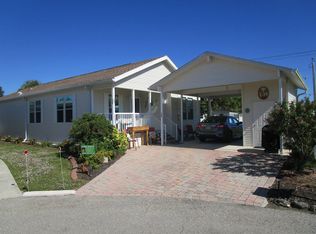 989 Guadeloupe E, Venice, FL 34285