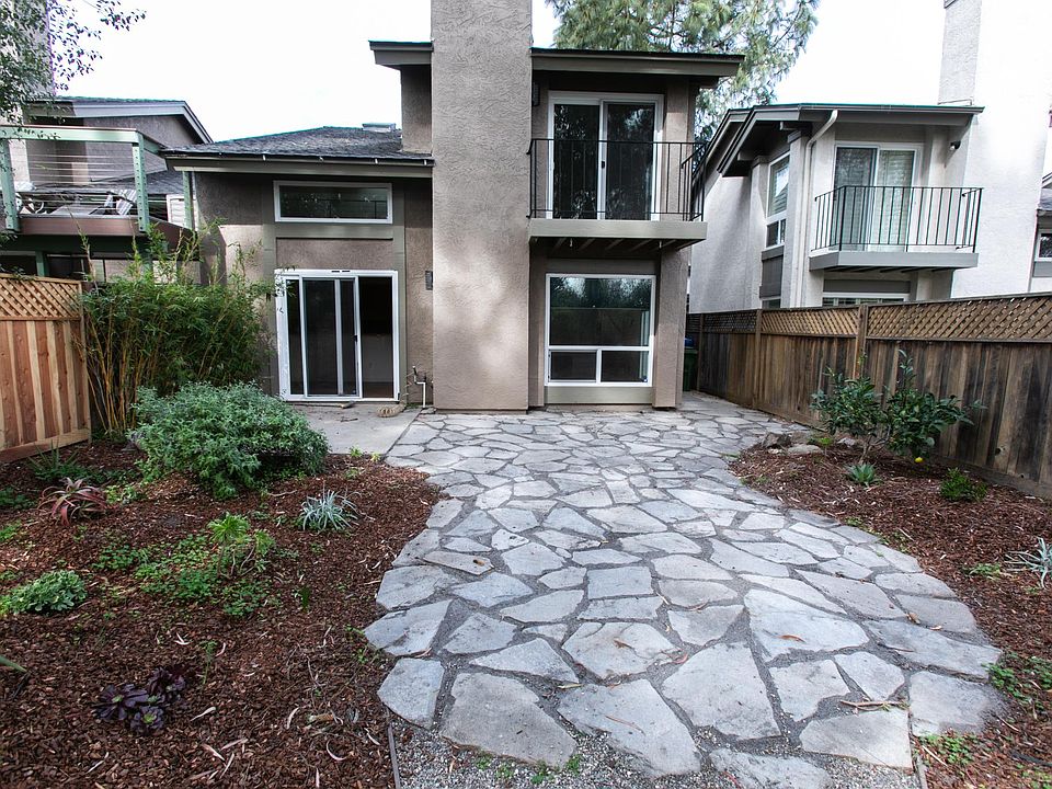 1st image of 1247 Vista Del Lago
