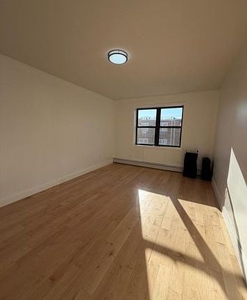 5th image of 2554 Cropsey Ave #3