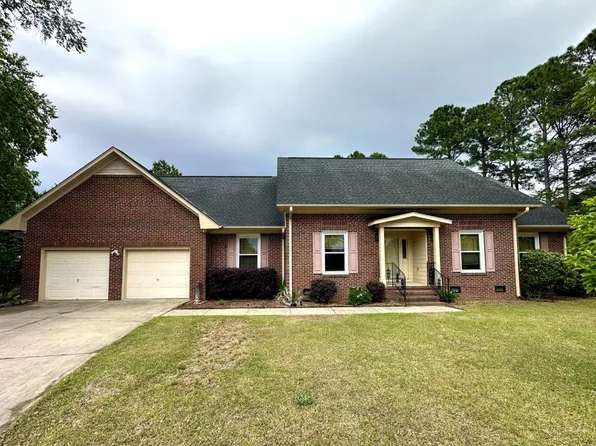 6604 Kodiak Dr, Fayetteville, NC 28304