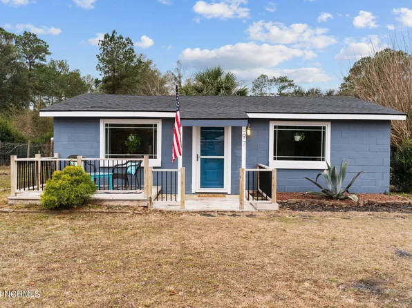 897 Town Creek Road NE, Leland, NC 28451