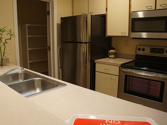 New fridge, range, dishwashr