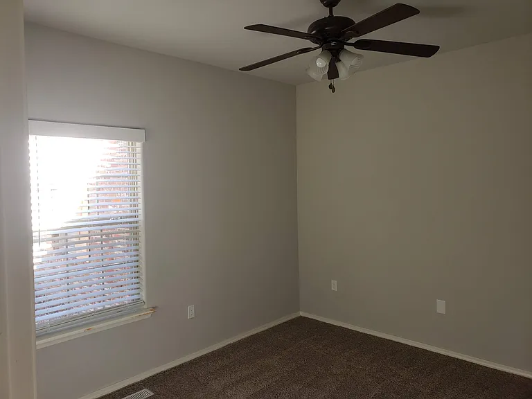 36 Westbury Dr — Photo 15