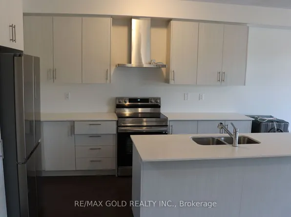 147 Shepherd Dr, Barrie, ON L9J 0P9