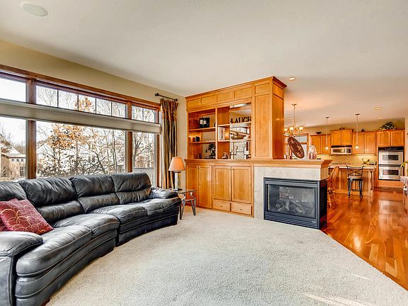 5th image of 13004 Waconia Ct NE