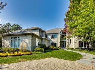 5 Bannockburn Ct, Bannockburn, IL 60015