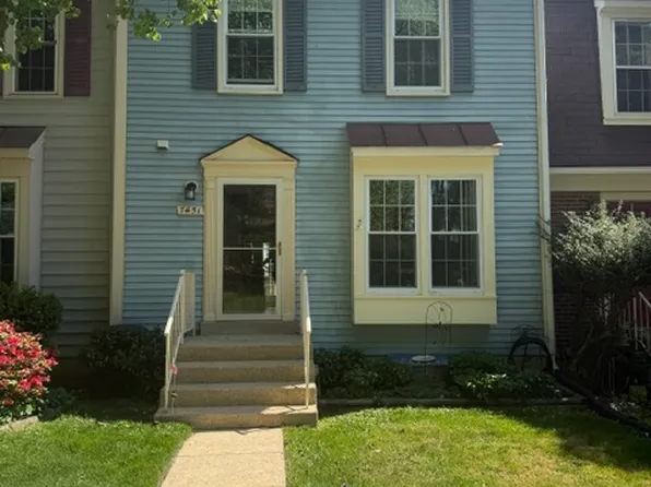 7451 Hatherleigh Ct, Alexandria, VA 22315