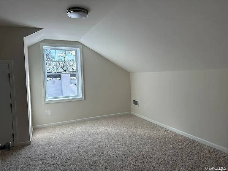 125 W Main St — Photo 18