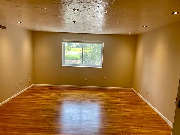 5th image of 211 West St Unit 7B
