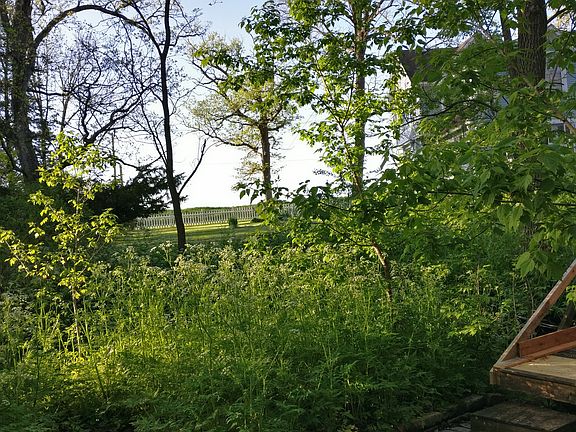 Grdn w/ Victorian Circle