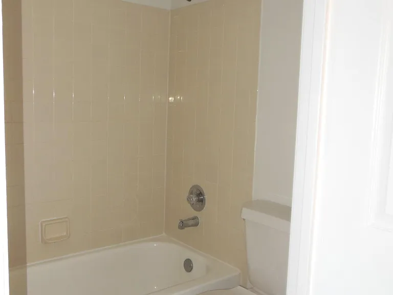 728 Executive Center Dr #31 — Photo 13