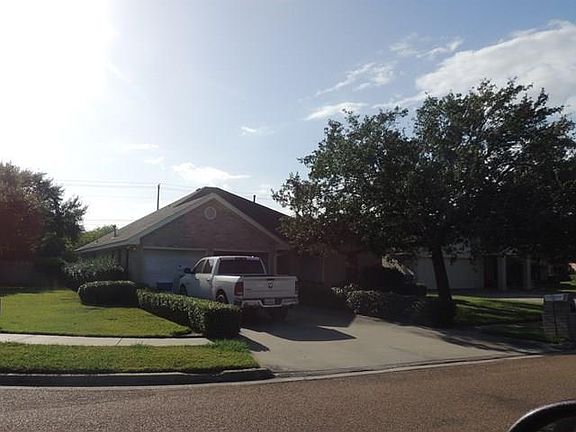 2nd image of 101 Pecanwood Pl