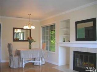 4 Ash Ave APT 13, Kentfield, CA 94904