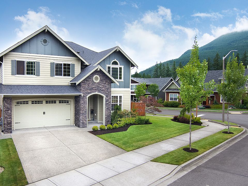 1st image of 1703 Eagles Nest Pl SE