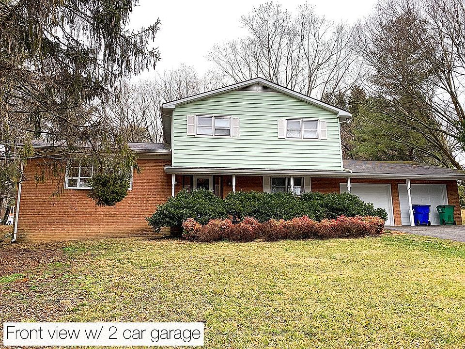 1st image of 412 Patrick Henry Dr