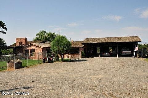 1st image of 243 Highland Dr