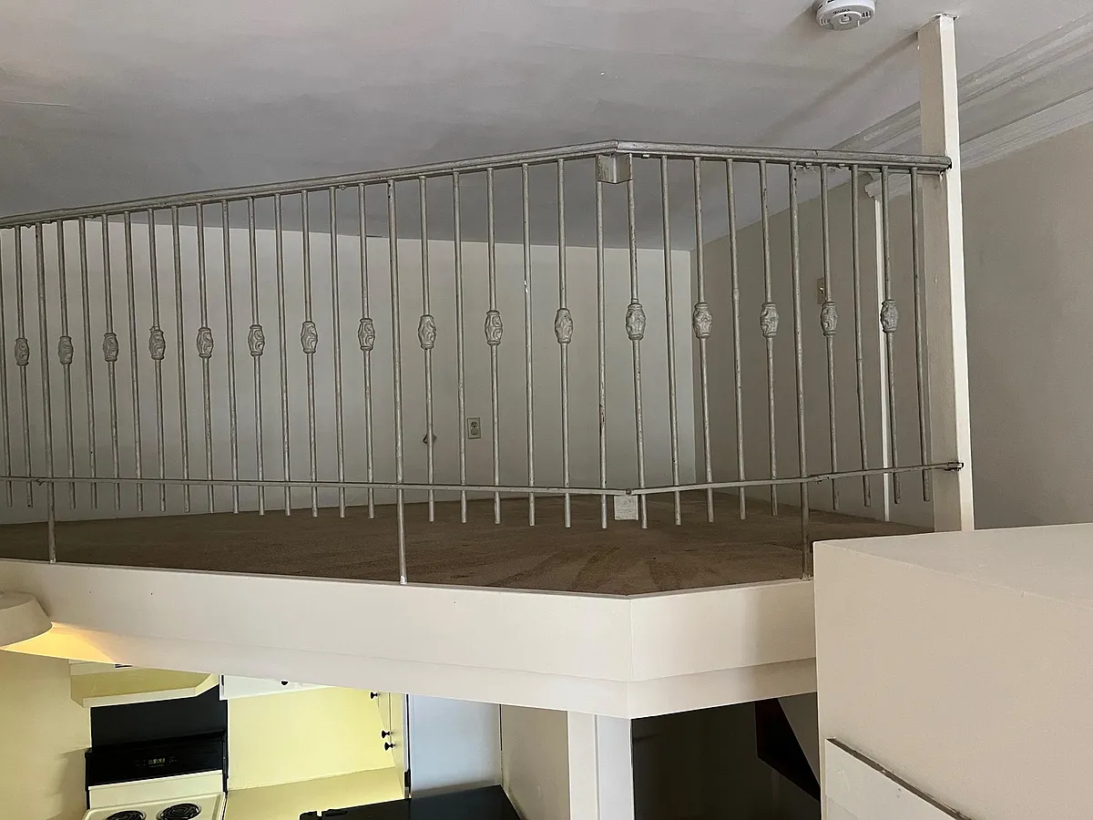 Loft are works well to place a bed - 20 S Prince St #1