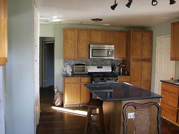 Kitchen Facing East