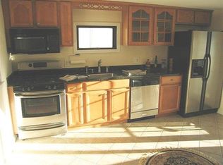 9 Clyde St #1, Somerville, MA 02144