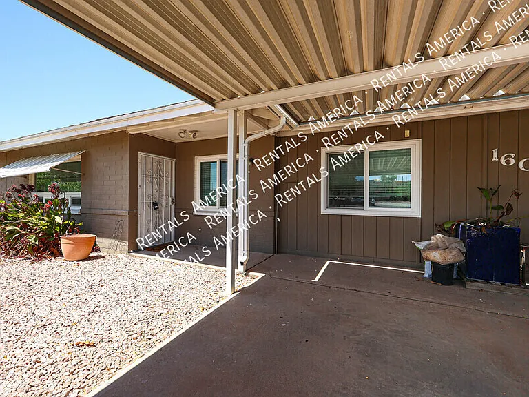 160 S Hibbert #1 — Photo 1