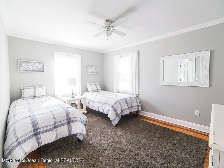 413 Main Ave — Photo 9