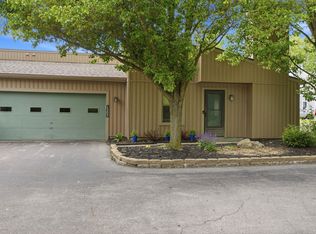 1303 Worthington Creek Dr #9, Columbus, OH 43085