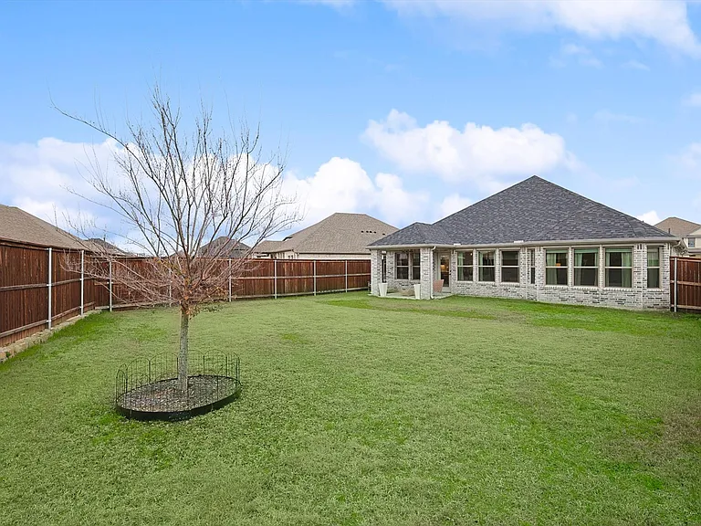 309 Ember Cir — Photo 22