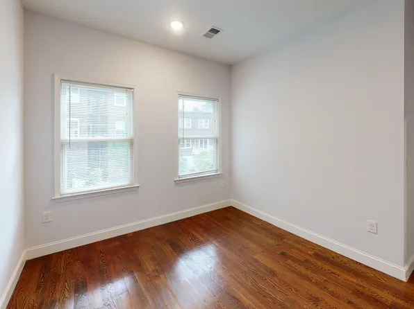 40 Corbin Avenue image 14 of 26