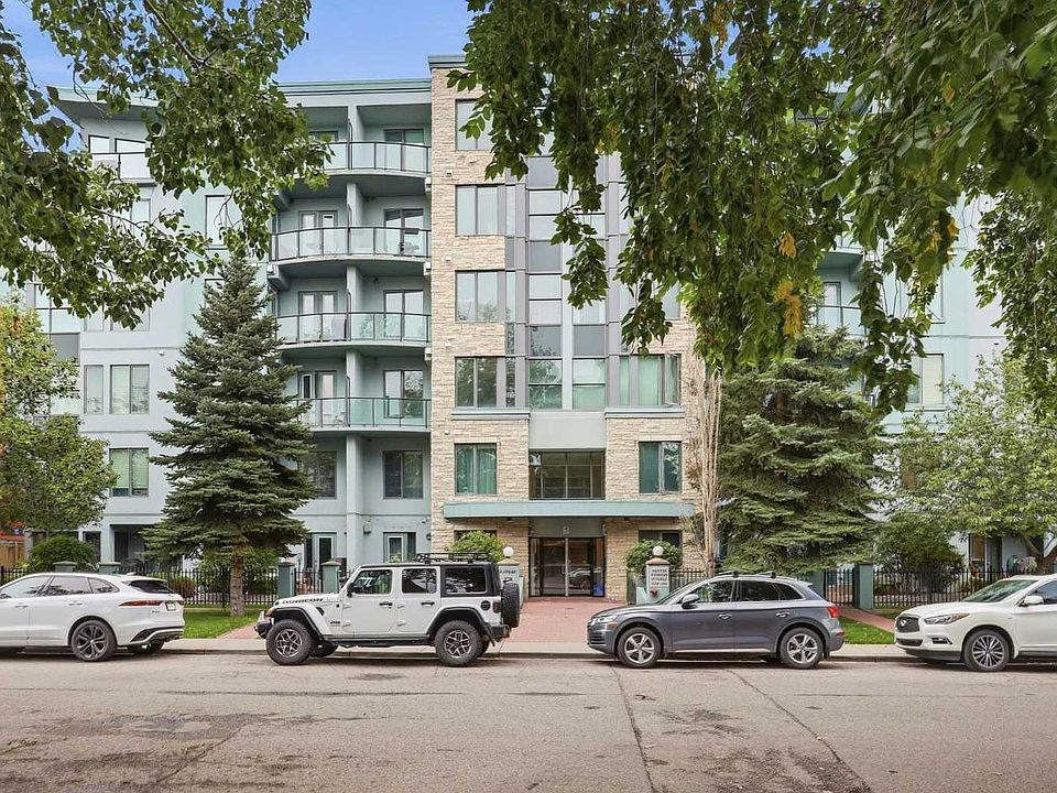 1st image of 328 21st Ave SW #210