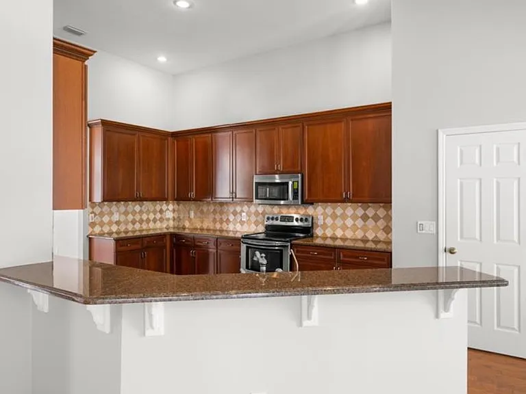 3827 Misty Landing Dr — Photo 10