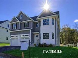 9 Tucker Ter, Methuen, MA 01844