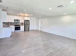 4438 E Riverside Dr, Fort Myers, FL 33905