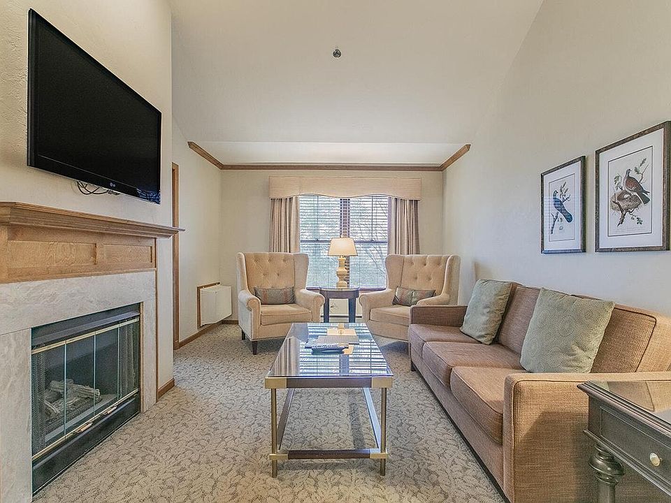1st image of 101 Osthoff AVENUE #461