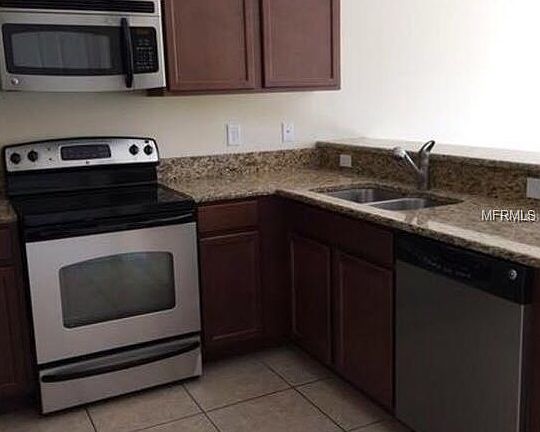 5th image of 11159 Savannah Landing Cir