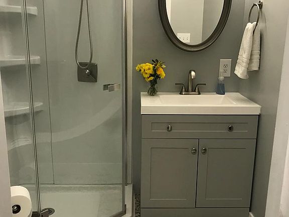 5th image of 927 Old Annapolis Neck Rd