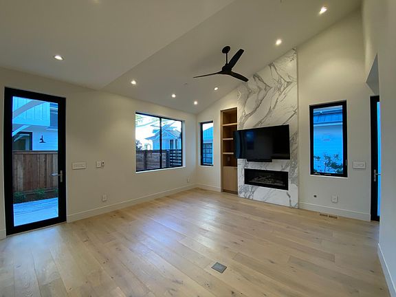 5th image of 375 West Napa Street