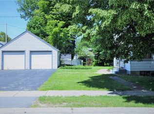 16 Franklin St, Akron, NY 14001