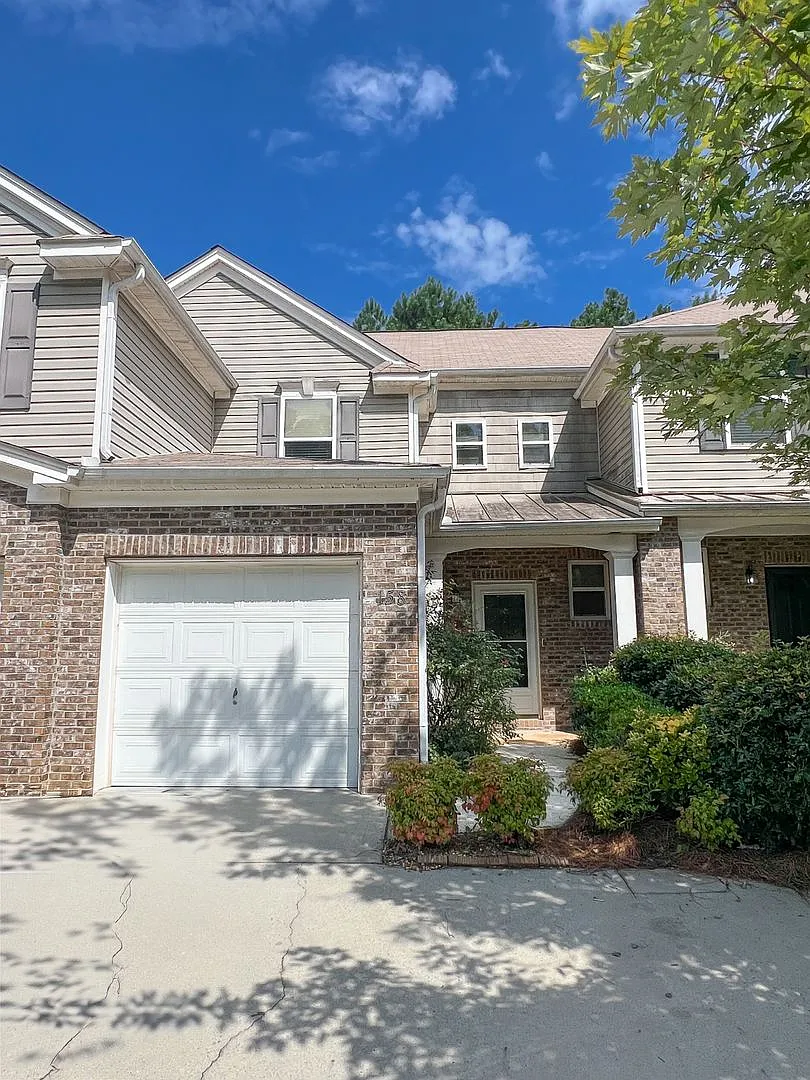 158 Ellis Drive — Photo 1