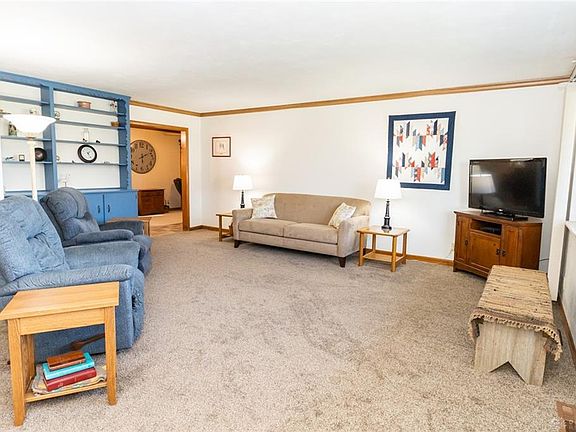 2nd image of 294 Orchard Dr