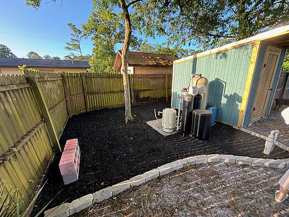 Well Pump & Water Filtration