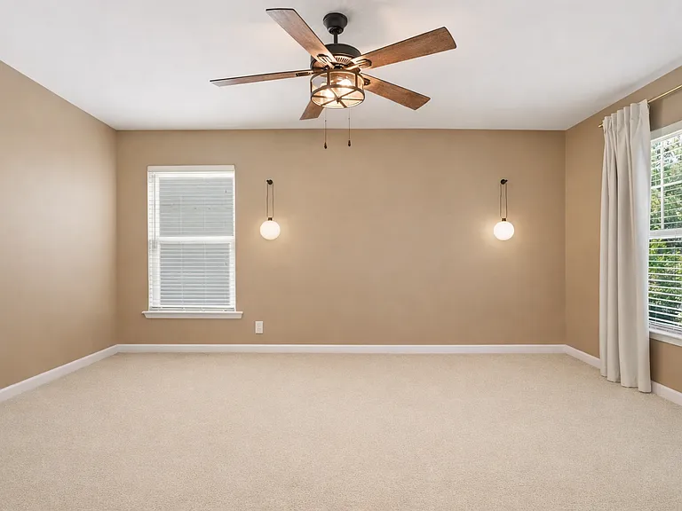 727 Maypearl Ln — Photo 11