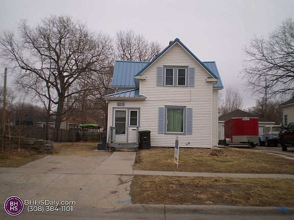 2nd image of 213 S Kimball St