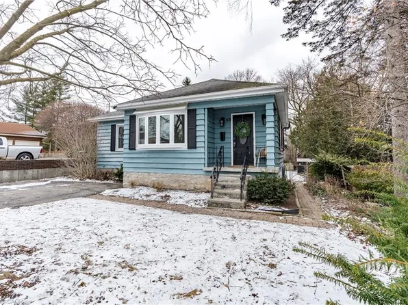 69 Lowrey Ave N, Cambridge, ON N1R 5A4