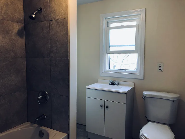 58 Barton Cir — Photo 14