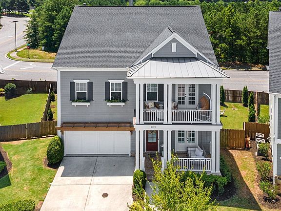 2nd image of 2105 Parkhaven Ct