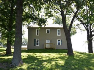 9133 SE 40th Rd, Saint Joseph, MO 64507